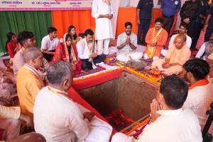 सरस्वती विद्या मंदिर, रामबाग के नए प्रस्तावित भवन का बसहवां में मुख्यमंत्री ने किया शिलान्यास